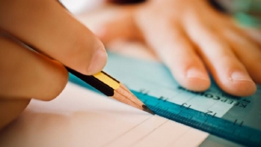 Four-day school week: Research suggests impacts of a condensed schedule vary by student group, school type